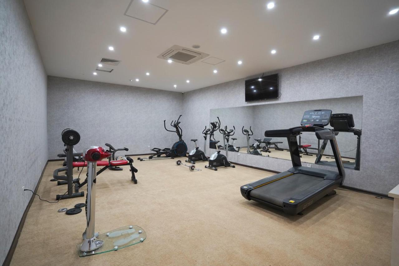 Aura Hotel Tasken Kültér fotó